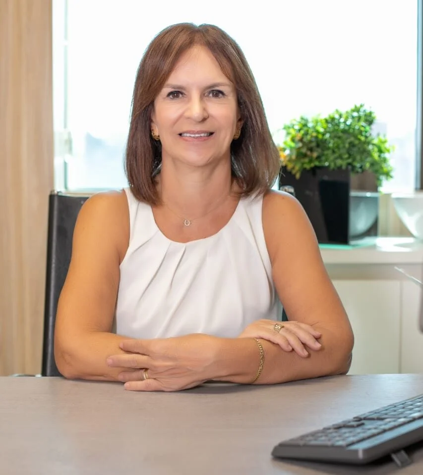 Eliane Aversa